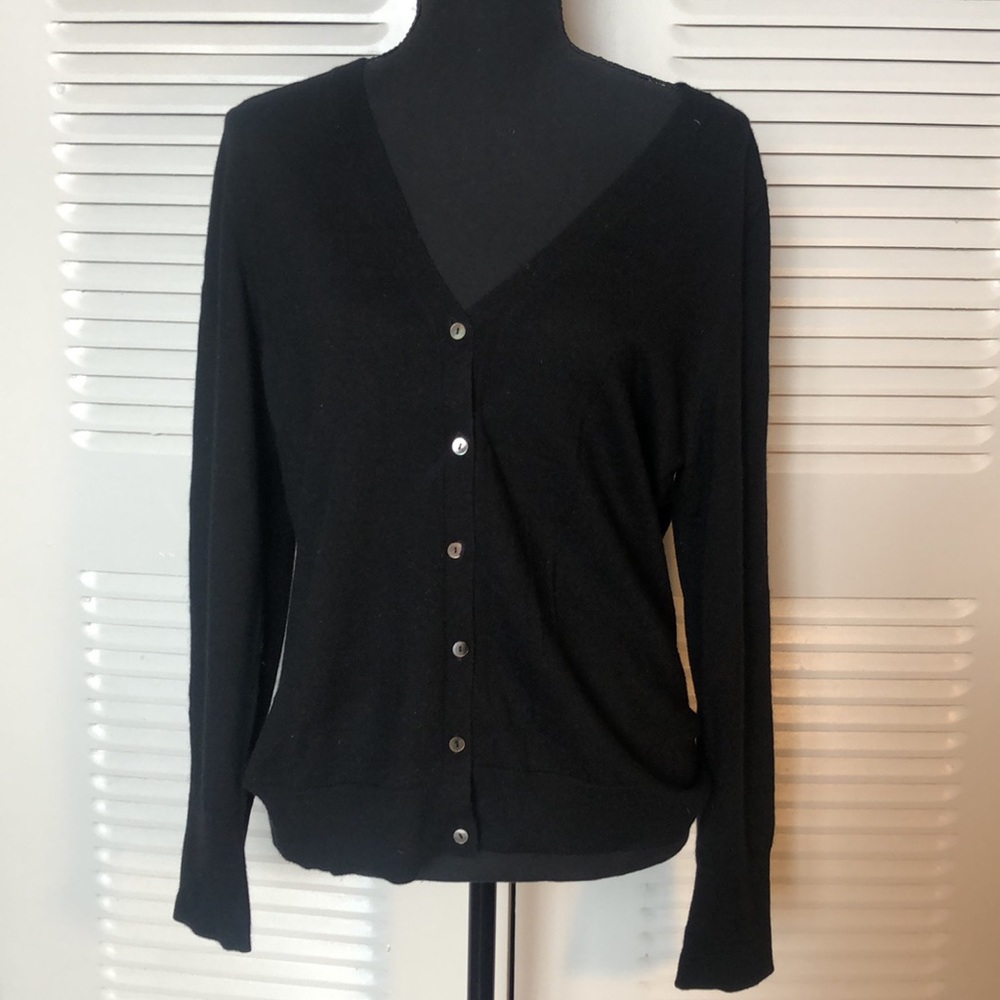 PURE superfine 100% cashmere cardigan.